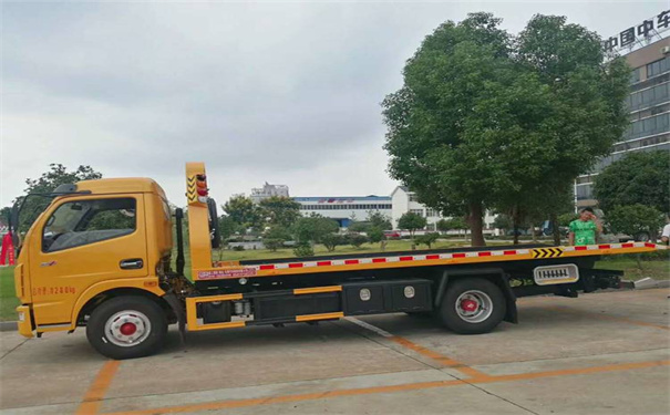 肇庆定远24小时拖车救援电话号码，定远道路救援公司怎么收费的